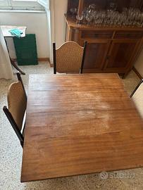 Tavolo rustico in legno massello + 4 sedie vintage