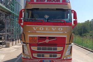 Volvo FH500 RED MOON ADR PTO FULL OPTIONAL 650000