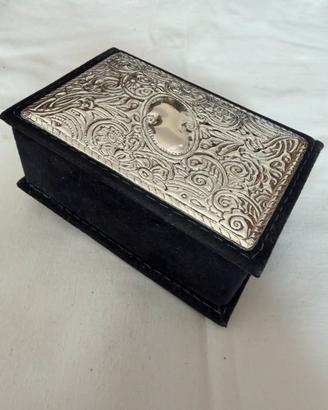 Scatolina in Argento 1000 e Velluto 10x7x4cm