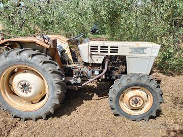 Trattore Lamborghini R235DT
