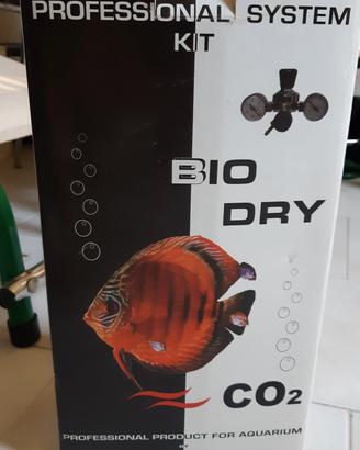 Impianto CO2 per acquario