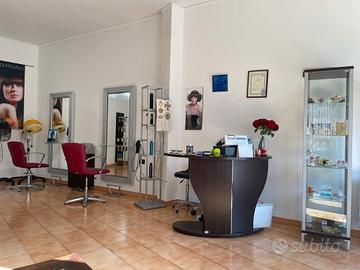 Arredo completo salone parrucchiera 