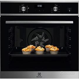 Electrolux EOC5H40X Forno elettrico 72 L Nero