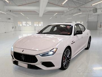 MASERATI GHIBLI 3.8 V8 580cv Trofeo auto 4 PORTE B