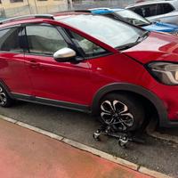 Honda Jazz 1.5 Hev eCVT INCIDENTATA