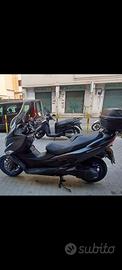 Suzuki Burgman 400