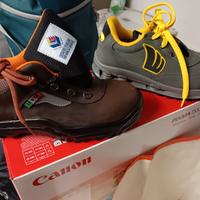 scarpe, jeans e maglietta 