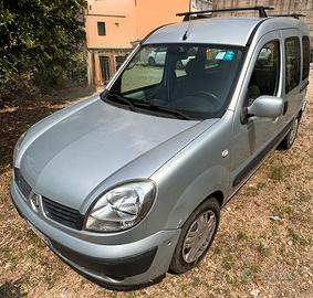 Renault Kangoo 5 posti AUTOCARRO