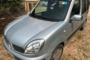 Renault Kangoo 5 posti AUTOCARRO