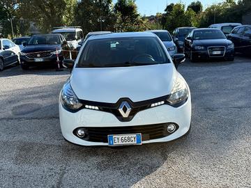 Renault Clio 1.2 75 CV 5 porte Duel
