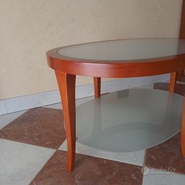 Tavolino in legno e cristallo 