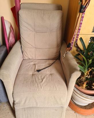Poltrona elettrica reclinabile 
