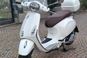 Vespa Primavera 150 