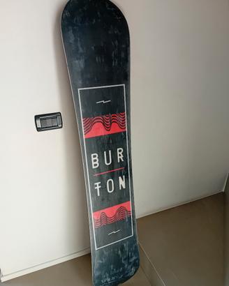 Tavola snowboard BURTON RIPCORD CM 154
