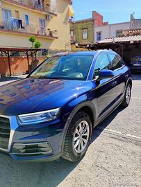 Audi Q5 TDI 40 2.0 TDI Business quattro