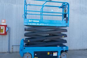 PIATTAFORMA SEMOVENTE ELETTRICA NOBLELIFT