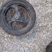 Cerchi e gomme per scooter e quad vari