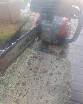 motosega professionale Hitachi
