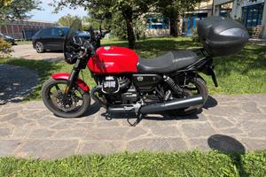 Moto Guzzi V7 STONE