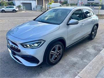 Mercedes-benz GLA 180 GLA 180 d Automatic Premium 