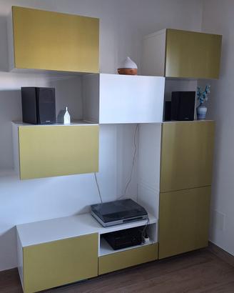 Mobili Ikea Besta per soggiorno