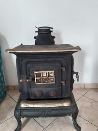 stufa a legna ben tenuta 