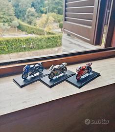 Tris modellini moto Superbike Ducati e Yamaha