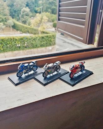Tris modellini moto Superbike Ducati e Yamaha