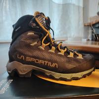 Scarpa da trekking Aequilibrium hike st w's gtx