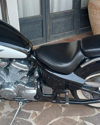 moto custum honda shadow vt 600 anno 1995