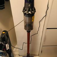 Dyson V10