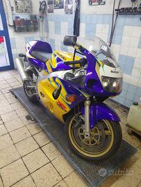 Suzuki GSX R 600  anno 2000