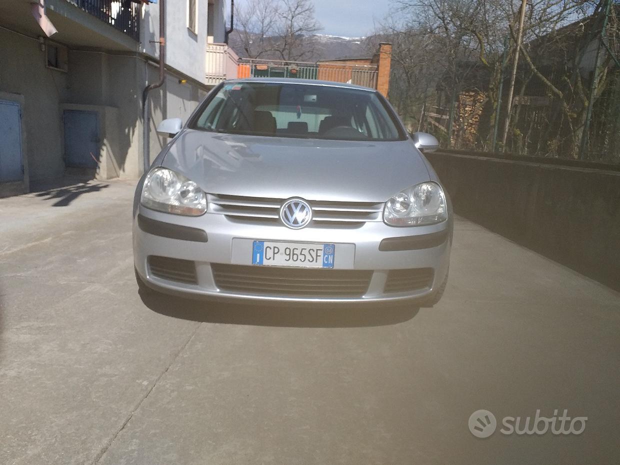 VOLKSWAGEN Golf 5ª serie