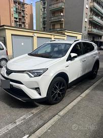 Toyota RAV4 2017