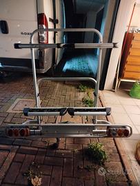 portabici e porta sci per gancio traino 