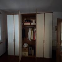 Armadio a 6 ante , 280 vm largh , 240altezz