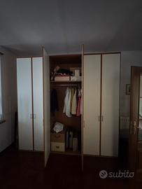 Armadio a 6 ante , 280 vm largh , 240altezz