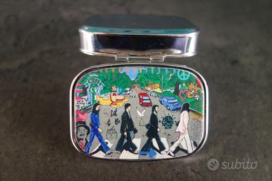 Porta pastiglie acciaio: “Abbey Road” - I Beatles.