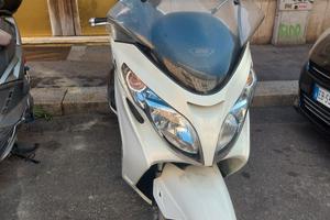 suzuki burgman 400