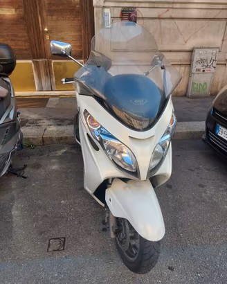 suzuki burgman 400