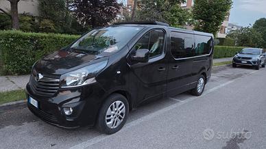 furgone  opel vivaro con camperizzazione