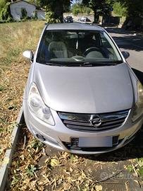 Opel Corsa D 1.2 Benzina – 80 CV – 157.000 km
