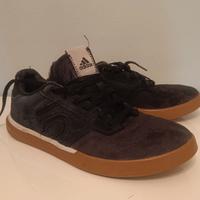 Five ten Adidas  