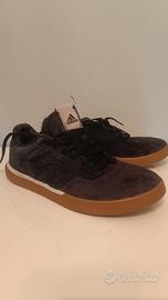 Five ten Adidas  