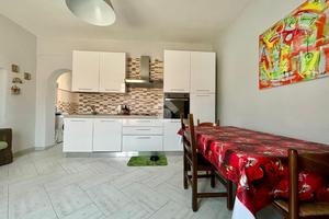 4 LOCALI A SANTO STEFANO DI MAGRA