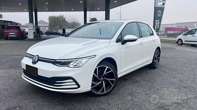 Volkswagen Golf 2.0 TDI DSG 5p. Executive BlueMoti