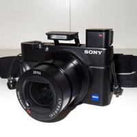Fotocamera compatta Sony RX100 IV + batterie