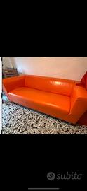 Divano arancione ikea