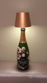 Belle Époque bottiglia lampada led dorata 