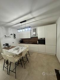 Cucina lineare 400cm + penisola